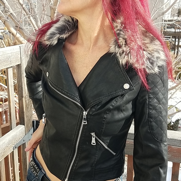 Candie's Jackets & Blazers - *CANDIES NWOT! Black Moto Biker Jacket Faux Fur, M